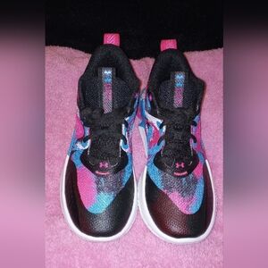 Womens Under Armour Flow Breakthrough 3 Basketball Shoes, Size 7.5